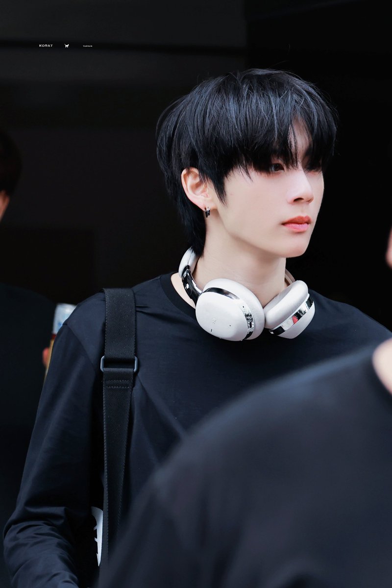 코랫 tweet media