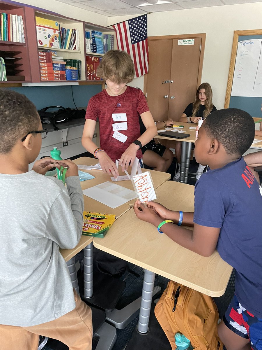 Advisory “check &amp; connect” days, designed to support all learners having a sense of belonging. Want to learn how our multiage advisory program has changed the culture of entire school? Join us for our SV Middle School Conference Oct 25th. Register here: drive.google.com/file/d/1FyFfQ3…