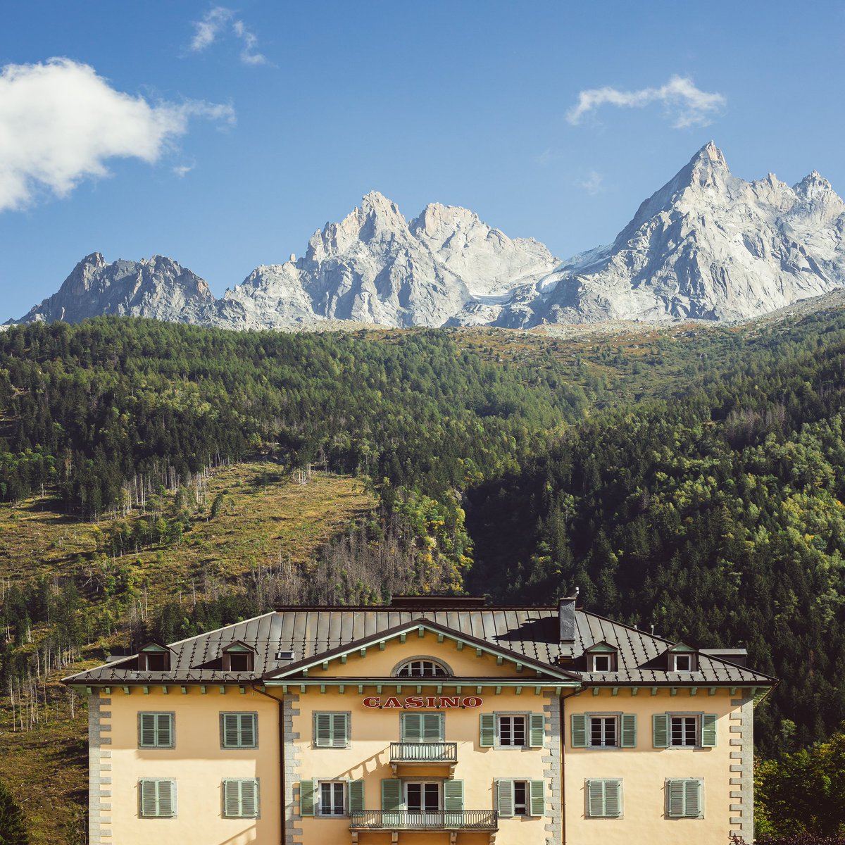 emotive sunday tweet media