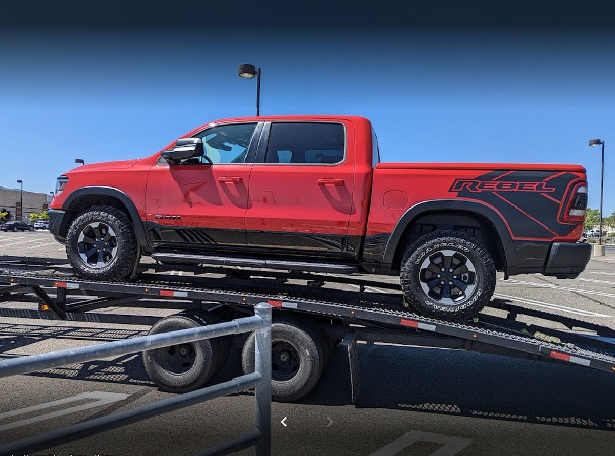 AmeriAuto0's tweet photo. At Ameri Auto Transport LLC, we answer all your auto transport questions! Call 307-776-0045 for reliable service. #CarShipping #AutoTransport #BestCarShippingCompany #Logistics https://t.co/3i5LjLYoKy