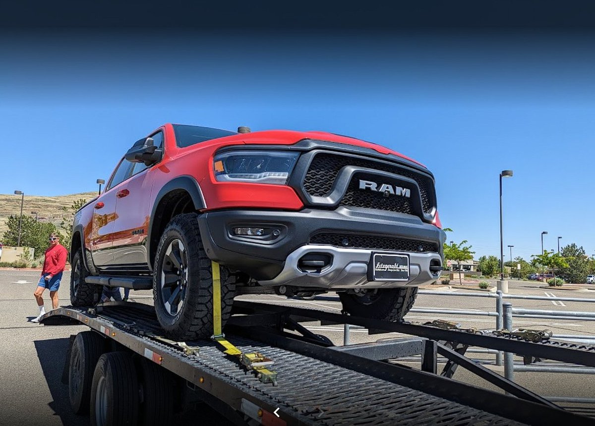 AmeriAuto0's tweet photo. At Ameri Auto Transport LLC, we answer all your auto transport questions! Call 307-776-0045 for reliable service. #CarShipping #AutoTransport #BestCarShippingCompany #Logistics https://t.co/3i5LjLYoKy