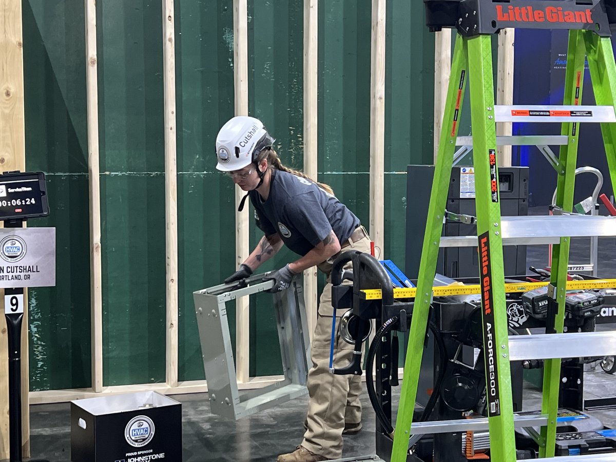 ServiceTitan's tweet image. These technicians are putting their knowledge and skills to the test! Witness the ultimate display of HVAC excellence at the ServiceTitan @HvacNationals.  Follow us for more and check out our live blog for updates. servicetitan.info/3AXtUQy
#ServiceTitan #HVAC #ETCS