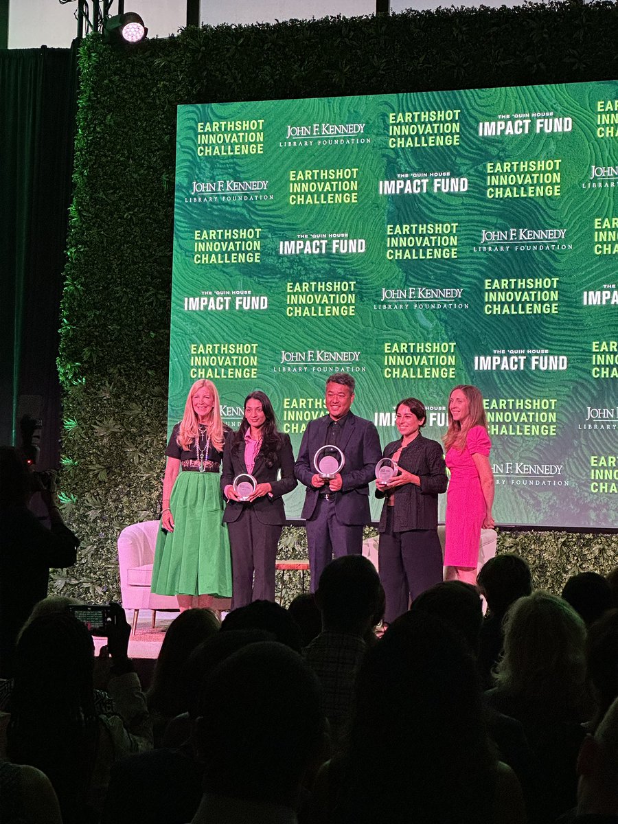 harris_cb's tweet photo. Celebrating climate solutions at @JFKLibrary @EarthshotPrize Innovation Challenge 🌱🌎 https://t.co/KM32fJ8LWI