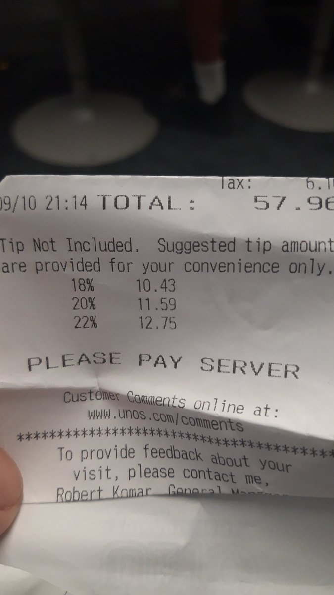The tipping system in the United States is very close to a legalized extortion system. Madness. Stop it now. 
#chicago #usa #Debate2024 #DebatePresidencial2024 #harris #trump #tips #no #notips #also25percent