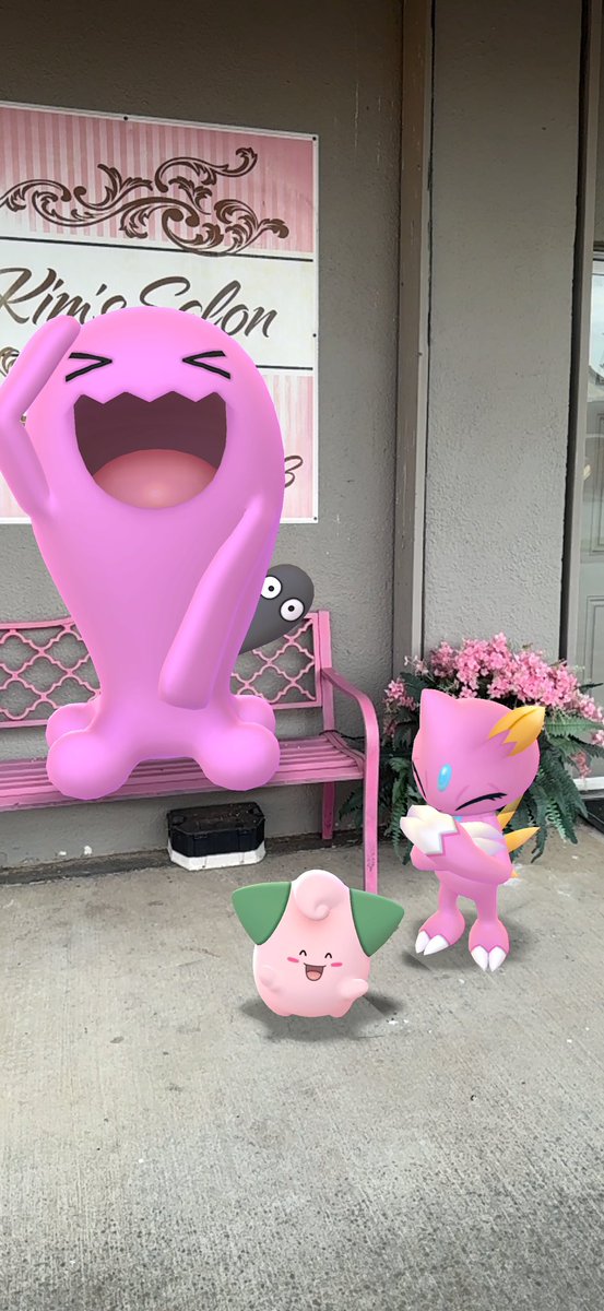 KorrenaGamer's tweet photo. Couldn’t miss the opportunity 💕💕. Pink theme Pokémon photoshoot! All shinies. Hehe.
#PokemonGO #gosnapshot #pogoAR https://t.co/pMwrpOqvw0