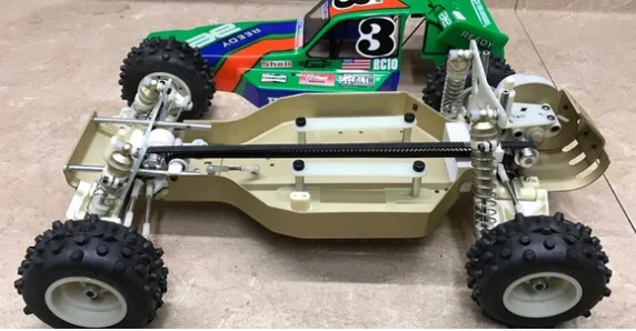 dryhop_ito's tweet photo. RC10の4WDが欲しくて色々探してみると
なんとコンバージョンを発見!
https://t.co/zYO6DNDY57
購入してみました。到着が楽しみです^^
#RC10
#4WD
#TEN4
#コンバージョン
#FactoryWorks https://t.co/dTKld4XaSG