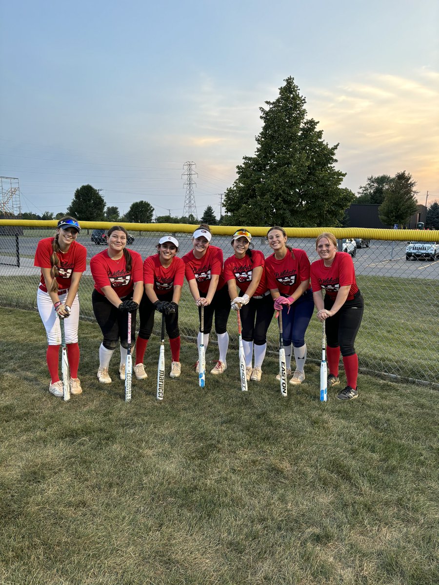 First tournament this weekend and we are ready to go!! Come check us out. ❤️💙🤍#BigCatBash