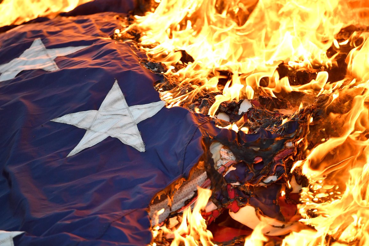 Jewelz. 🥀 tweet media