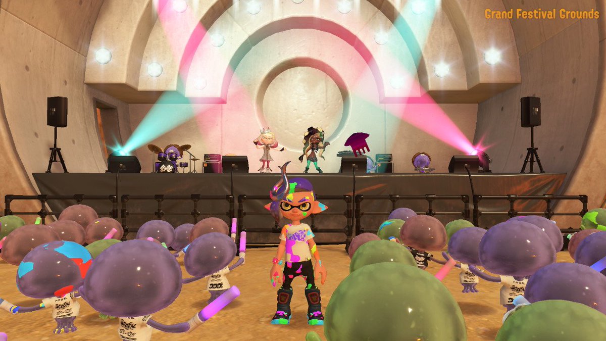 RealJanTheMan's tweet photo. @SplatoonNA Some of my pics from the concert venue! https://t.co/XdZZc9kGVM