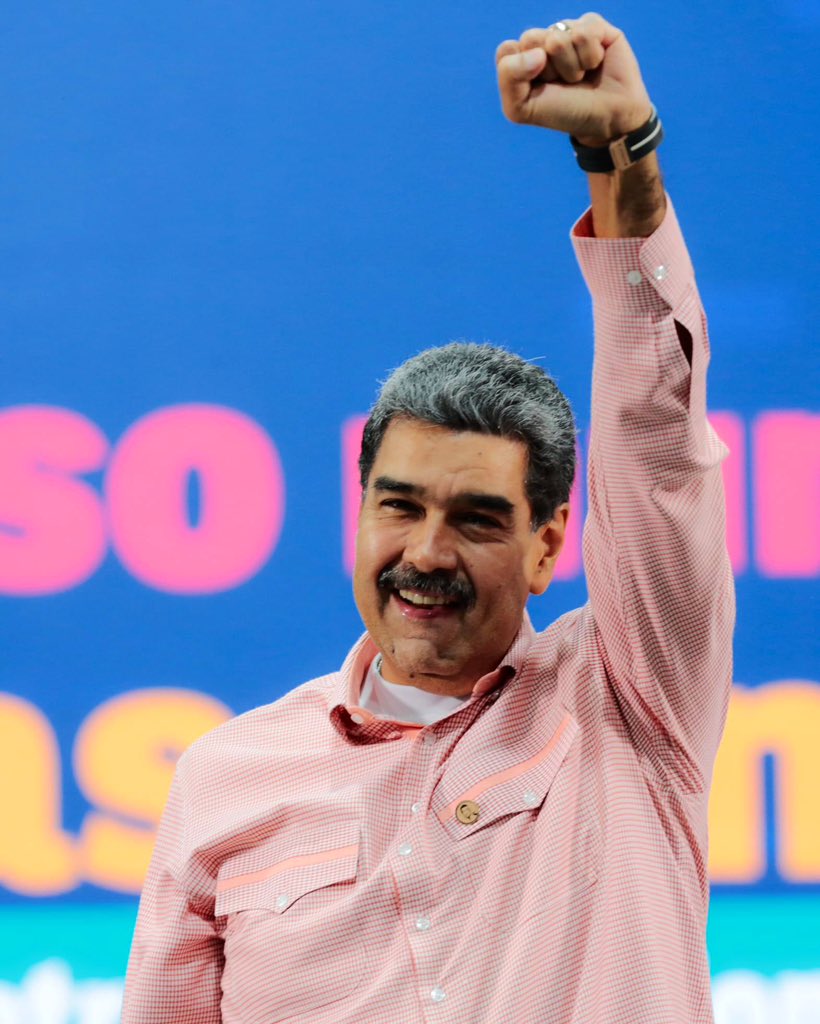 Rechazamos la imposición de nuevas medidas coercitivas unilaterales contra #Venezuela por el gobierno estadounidense, y demandamos su levantamiento total.

Intenta el imperialismo imponerse sobre la soberanía de otros países, pero la Patria de Bolívar triunfará.