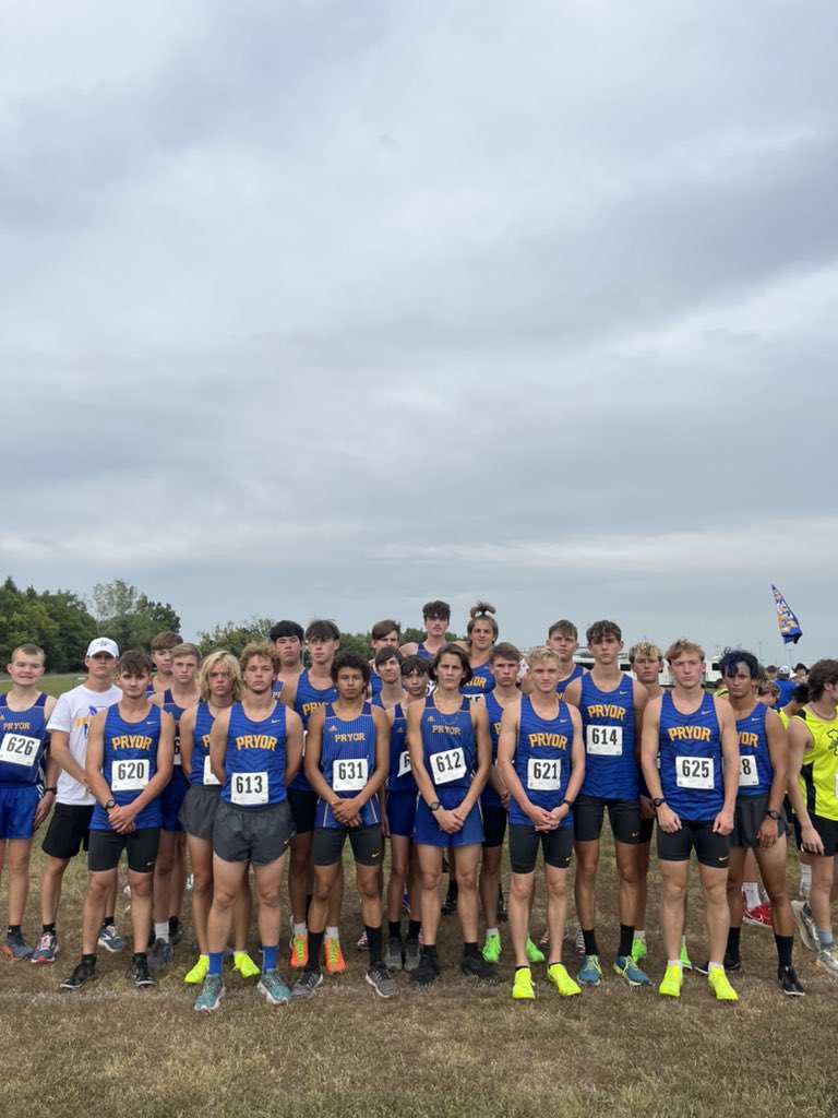 PHStigerspeed's tweet photo. Don’t mind us, we just beat the no. 2 team in the State. #phstigerspeed #phstigerxc https://t.co/z2I4pjH3qF