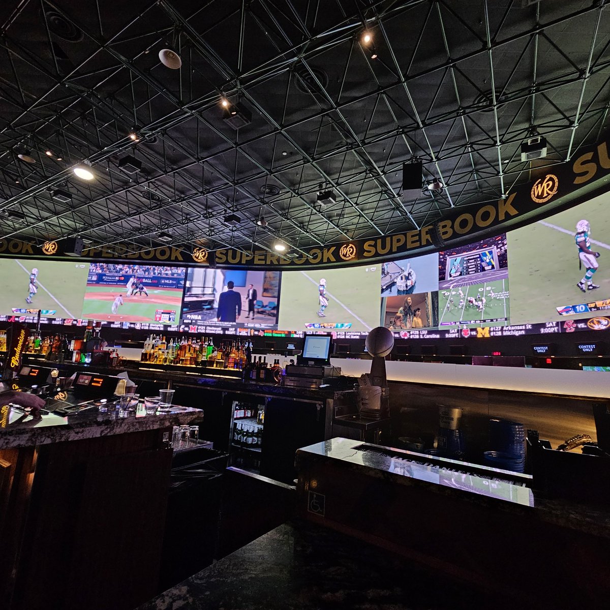 Rob Wronski tweet media