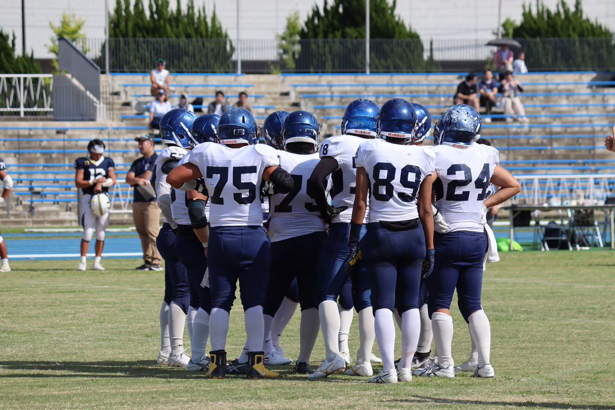 【シーズン初戦VS琉球大学】
明日今シーズンの初戦である琉球大学戦が行われます。今までの練習の成果を十分に発揮してシーズンのいいスタートが切れるように頑張りたいと思います！
 
春日公園球技場
11:00KICKOFF
 
 #長崎県立大学 
 #アメフト
 #Marines