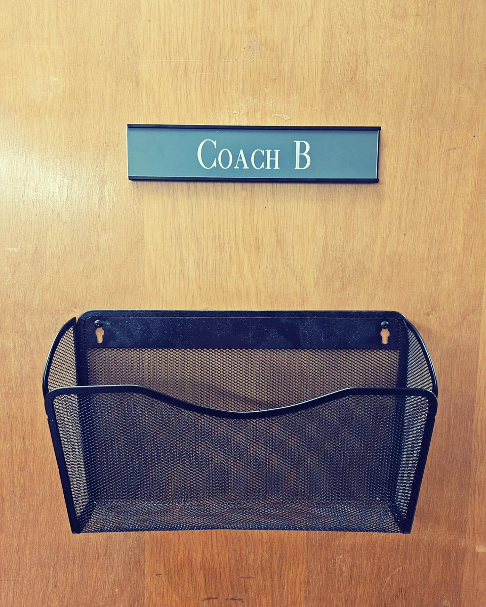 Coach_Bullet5's tweet image. Closing in on 4 weeks. 

 • Job Description: Relationship Building.

Riverview Gardens High School

On The Field and Off The Field.....TS

@RGHS_official
@RGSDSchools
@RGHSRamsFB

#MakeADifference
#ViewTime
#KeepGoing