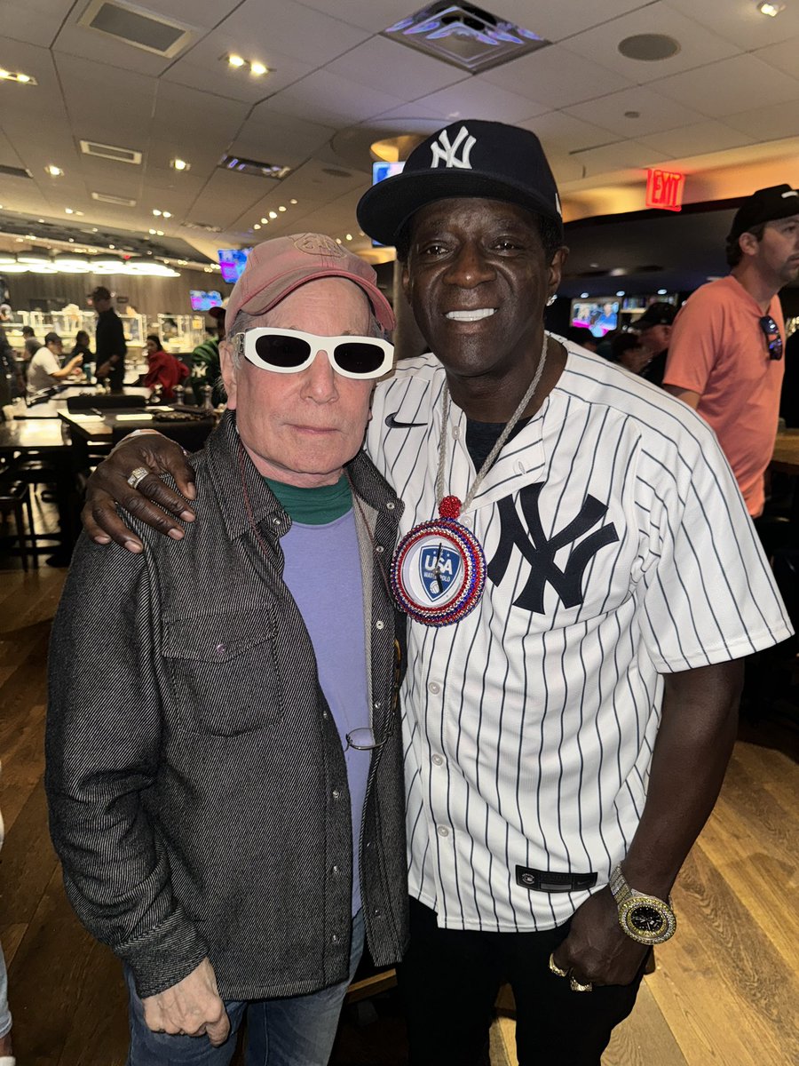 FLAVOR FLAV tweet media