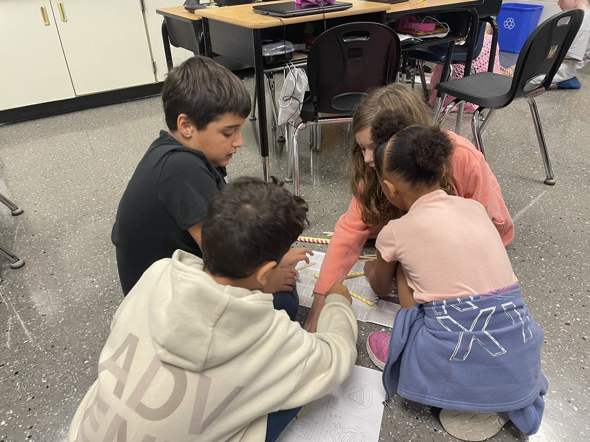 amydocherty44's tweet image. Having trouble going to sleep! I keep wondering which eggs will survive the egg drop tomorrow! Collaboration, communication,  and design at work! Third Grade is so much fun! @wolvestweet