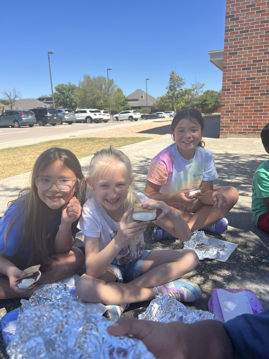 miss spann tweet media