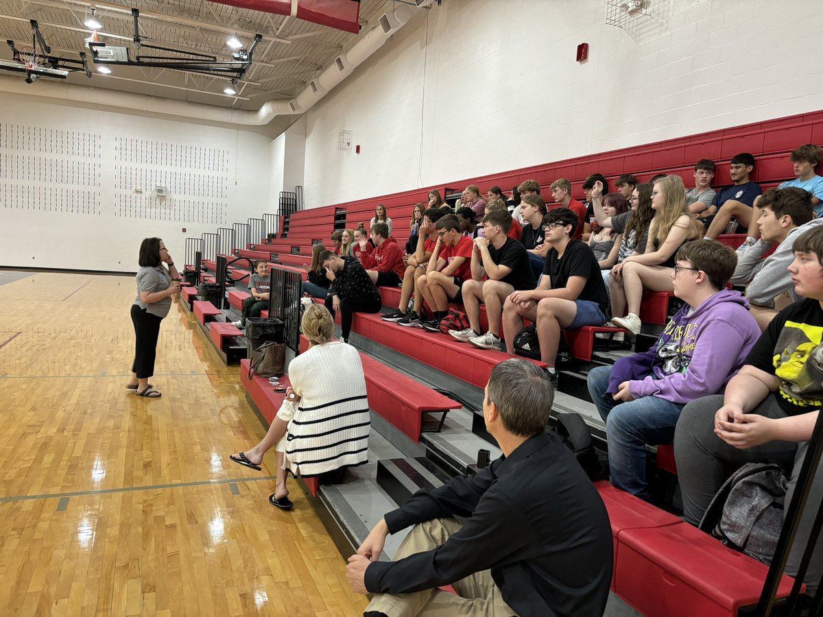 First career speakers of the year ✔️
We had the privilege of hearing from a Detective, Dietician/Nutrition Therapist, and a Chief Financial Officer! #hesstonswathers