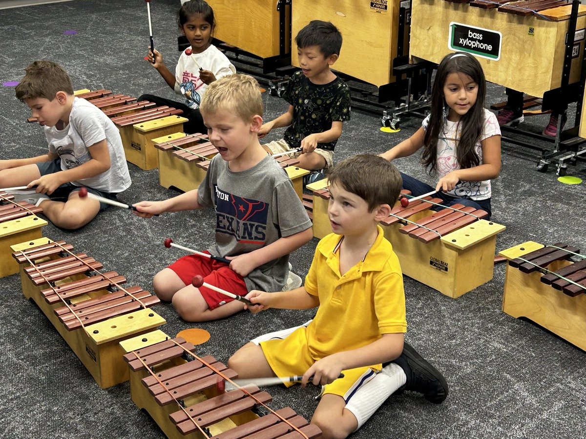 Lori Gallegos (@lori_gallegos) on Twitter photo Having an amazing day at Wilson Elementary in Coppell ISD! These student leaders really know how to shine! Such a fantastic example of the power of public school education!! Thank you Principal <a href="/HiltonCooper/">𝙲𝚘𝚘𝚙𝚎𝚛 𝙷𝚒𝚕𝚝𝚘𝚗</a> That’s the #WilsonWay #WeLeadTX <a href="/NISD/">Northside ISD</a> Having an amazing day at Wilson Elementary in Coppell ISD! These student leaders really know how to shine! Such a fantastic example of the power of public school education!! Thank you Principal <a href="/HiltonCooper/">𝙲𝚘𝚘𝚙𝚎𝚛 𝙷𝚒𝚕𝚝𝚘𝚗</a> That’s the #WilsonWay #WeLeadTX <a href="/NISD/">Northside ISD</a>