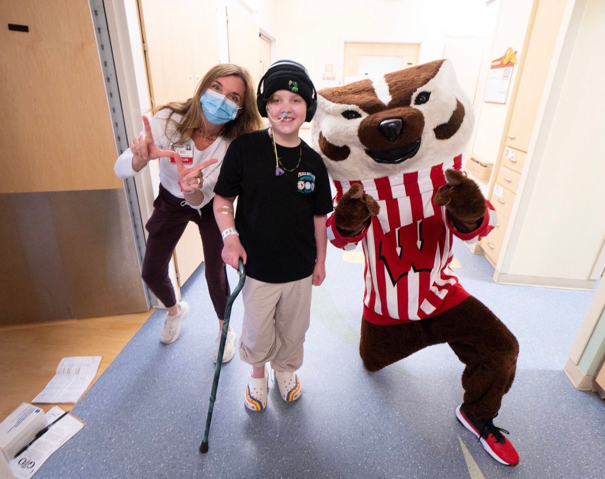 Get back to work @CapitiniMD ‼️ We see you playing cool games in the GBO Family Lounge 😄 

Thank you for joining us today to hand out toys with 🦡 &amp; 🐶 , we can’t wait for our fundraising events tomorrow!