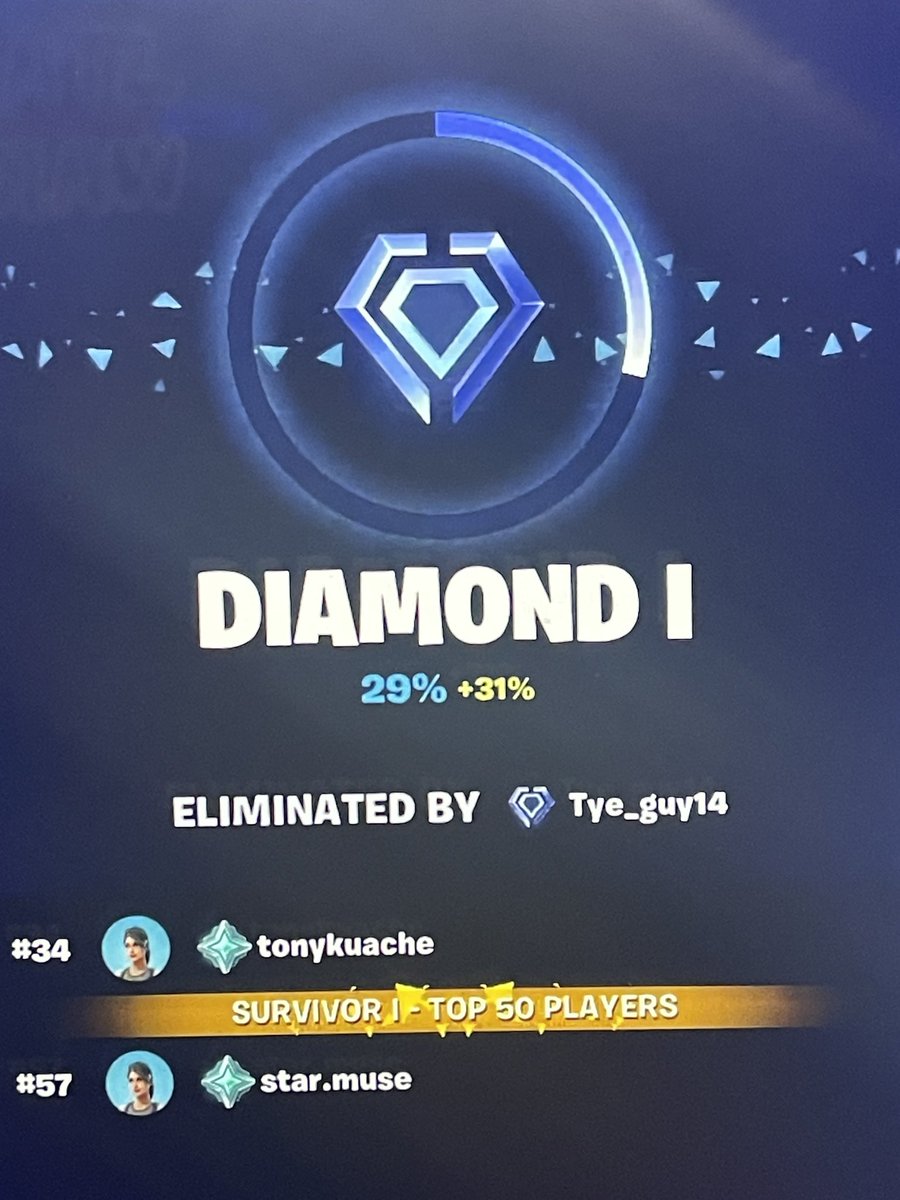 NJNStreams's tweet photo. Officially did it! I hit #Diamond if anyone would like to congratulate me with a gifted sub or sub! I'll put on the mask and give treats to Maggie! Let's go!!! @KaosMagic23 @ImTykwondo @Damionthh 

@WhiteLeopardGG!!! #WLGDad ain't so bad!

Streaming for another 30 mins! https://t.co/dcrtjMTPUG