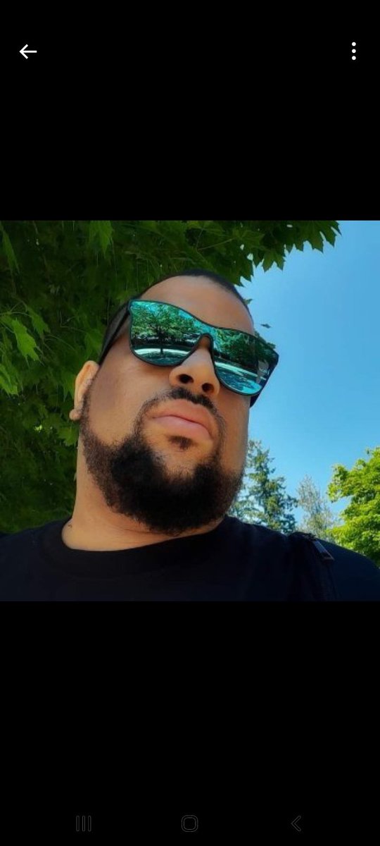 dwight1190's tweet photo. @acnewsitics The face of an idiot https://t.co/MWLhFXYMZs