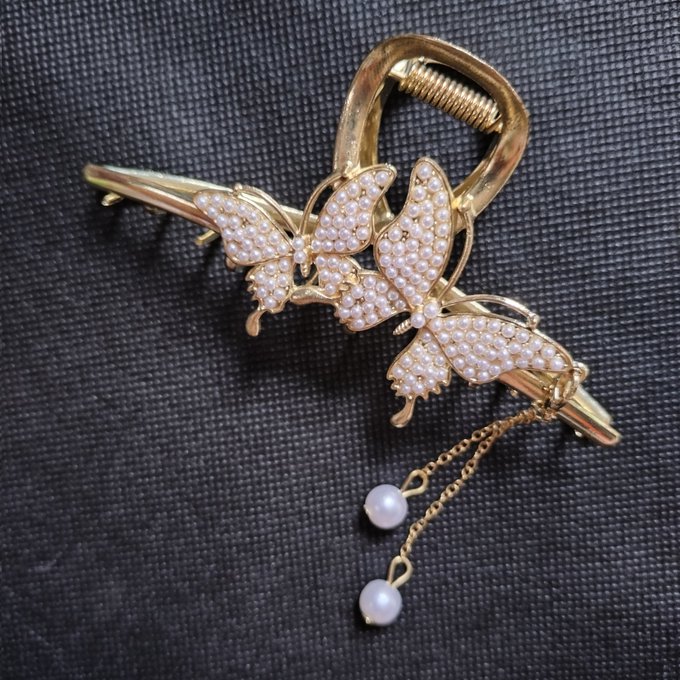 Amazonほしいものリストからヘアクリップが届きました✨🎁 ぞーともさん、ありがとうございます🥰 https://t.co/Z4GKcAcc8v<a href="/tag/%E3%82%A2%E3%83%91%E3%82%AC%E3%83%BC%E3%83%89"class="tags"><span>#アパガード</span></a>