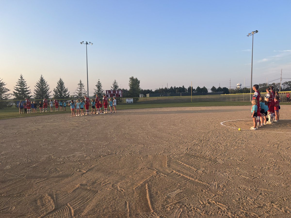 We went 2-0 on the night! Special S/O to all the kids who came to support on Youth Night!  We are so glad you could join us 😄

Off. MVP- Les for moving runners &amp; getting on base!

Def. MVP- Madynn w/ 14 K’s!!

Energy was brought all night by Makesha! 

#ROLLCARDS