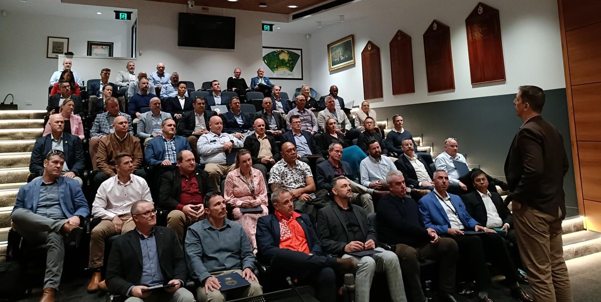 Senior Enlisted Adviser to CDF Australia (@seac_adf) on Twitter photo An excellent end to a productive week being invited to close out & farewell the 2024 <a href="/ADC_Australia/">Australian Defence College</a> Joint Warrant Officer Course. These joint & integrated #YourADF Senior Enlisted Leaders, alongside valued international colleagues, will be a Commanders ‘force multiplier’ 💯🙌🇦🇺🫡 An excellent end to a productive week being invited to close out & farewell the 2024 <a href="/ADC_Australia/">Australian Defence College</a> Joint Warrant Officer Course. These joint & integrated #YourADF Senior Enlisted Leaders, alongside valued international colleagues, will be a Commanders ‘force multiplier’ 💯🙌🇦🇺🫡