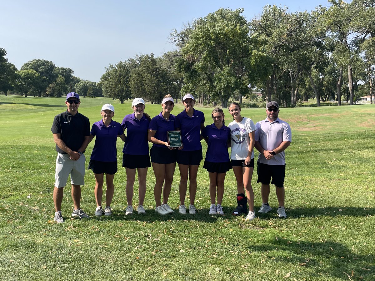 DusterGolf's tweet photo. It was a windy day at Cross Creek Golf Links, but the girls battled today and brought home some hardware! Way to keep fighting! On to Lexington tomorrow!

Amelia: 88 (5th)
Addi: 89 (7th)
Ella: 98
Grace: 107
Addie: 130

Team: 382 (2nd) https://t.co/Zd4ID90tZY