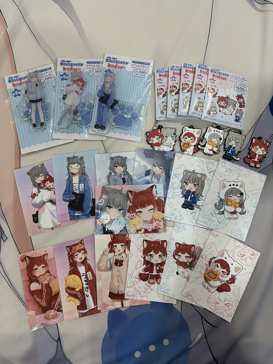 小貓咪最近一直出周邊讓我花錢