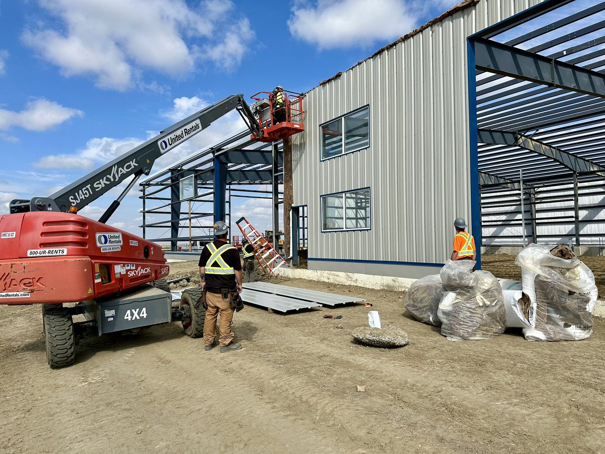 elevatecp_yql's tweet photo. Progression shots of our latest project.
.
.
.
.
.
.
#elevatecp #yqllocal #yql #lethbridgelocal #lethbridgebusiness #yqlconstruction https://t.co/3wFMciVsIT