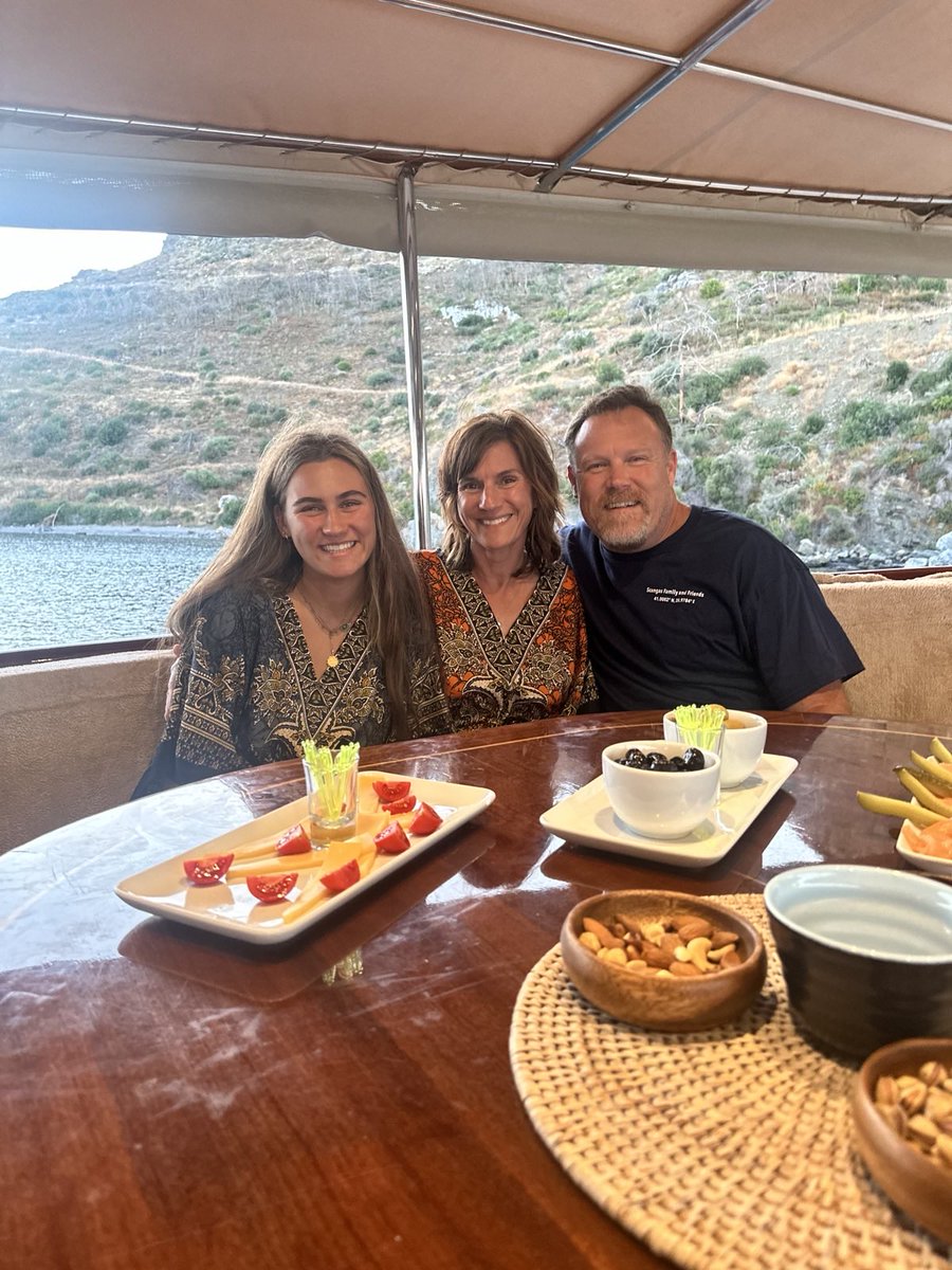 Evan Scangas tweet media