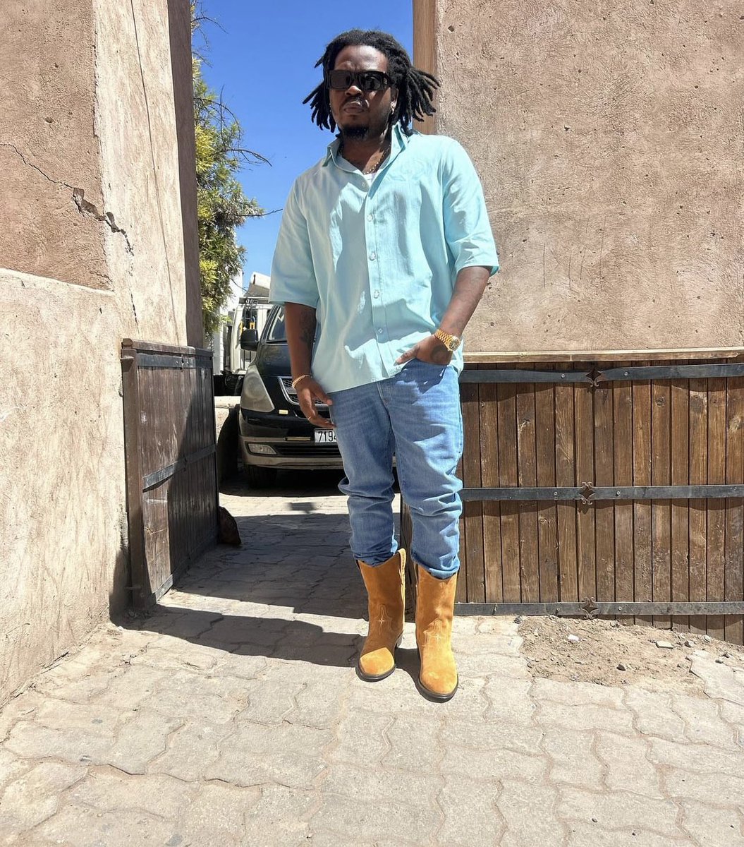 This man!!! I too love am since beginning!!! 

<a href="/Olamide/">Olamidé</a>