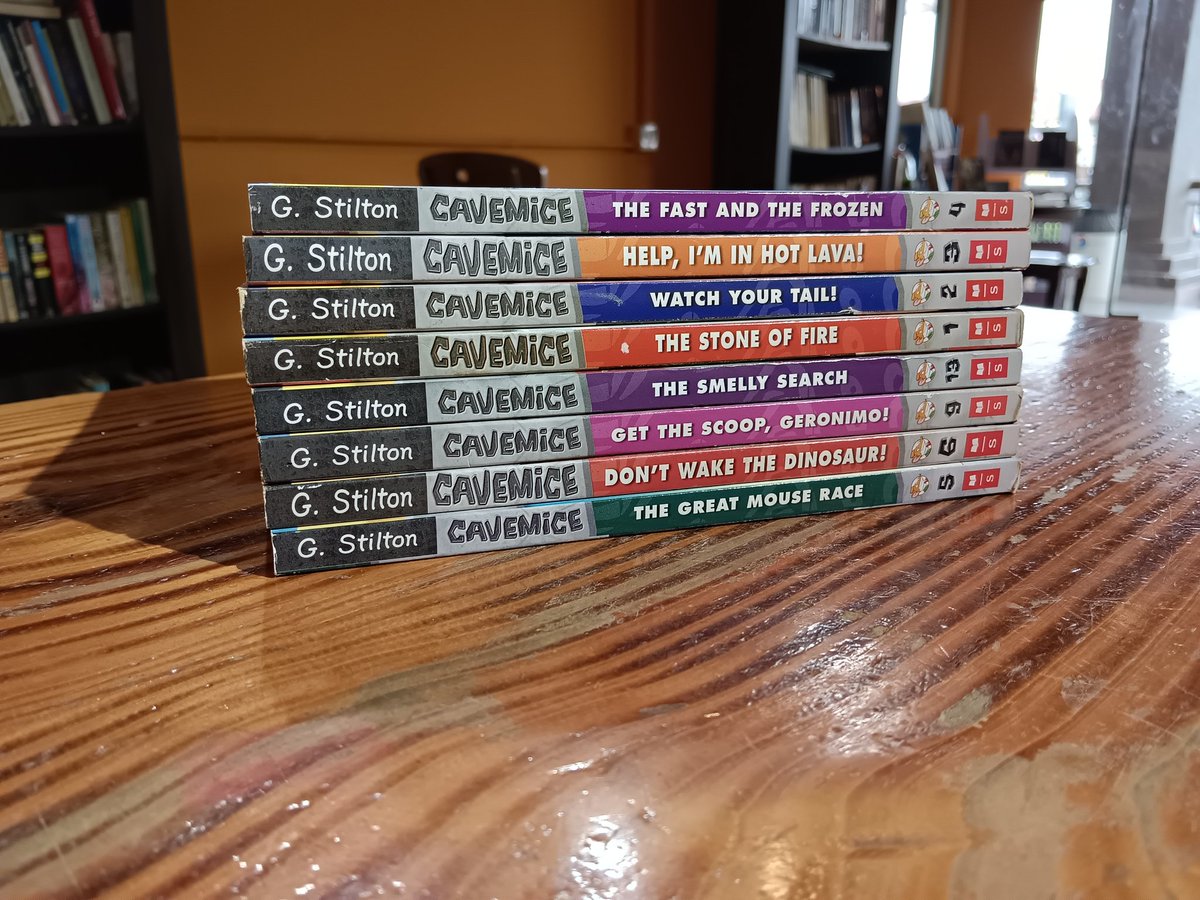 Bosan dengan buku anak-anak yang sama?  

Di biblio terpakai, kami punya koleksi buku menarik yang siap membawa anak-anak kecil mengembara! Harga yang murah dan jalan cerita yang menyeronokkan!