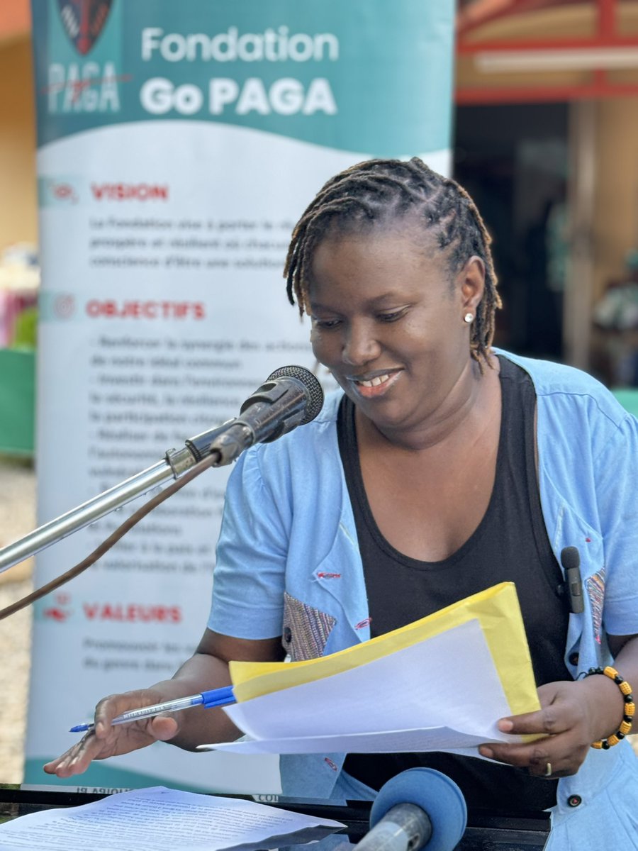 go_paga's tweet photo. Pour 2024, 250 femmes en situation difficile constituent la 3e promotion. Ce sont des femmes de FDS et de civils tombés au service de la nation, recrutées grâces aux services techniques du Ministère de la Solidarité et des communes cibles. Le top de départ est donné.@Idrissanassa https://t.co/EFvf5gtlgd