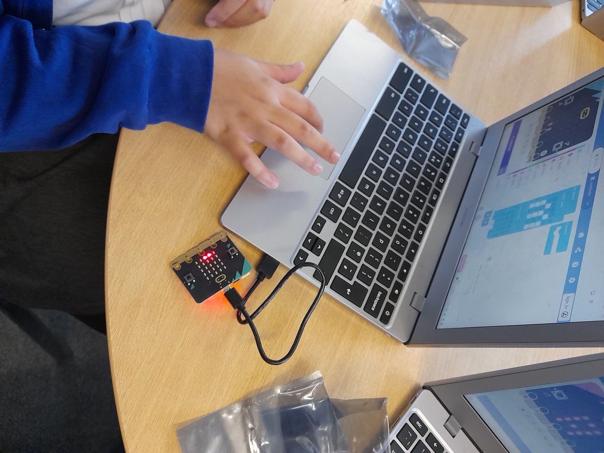 Neil Maloney tweet media