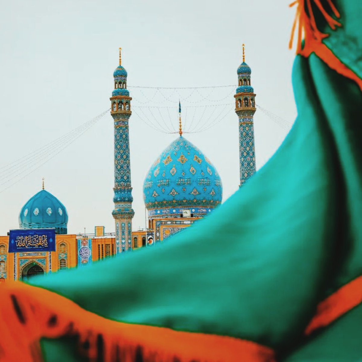 realSedaghati's tweet photo. امام زمان (عج) منادی عشق، دوستی و برادری در سطح جهانی است. او که در دل‌های انسان‌های عدالت‌خواه و صلح‌جو جای دارد، همواره به عنوان امیدی برای ایجاد جهانی پر از مهر و محبت شناخته می‌شود. https://t.co/tykcs8mjb1