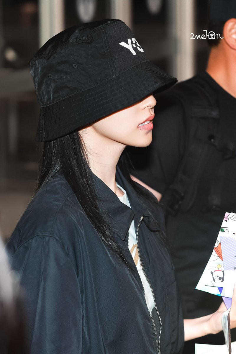 27Melann's tweet photo. 240912 ICN HQ
cool girl🐈‍⬛
#MINA #미나 #ミナ #트와이스 #TWICE https://t.co/XXX0pK9Dkr