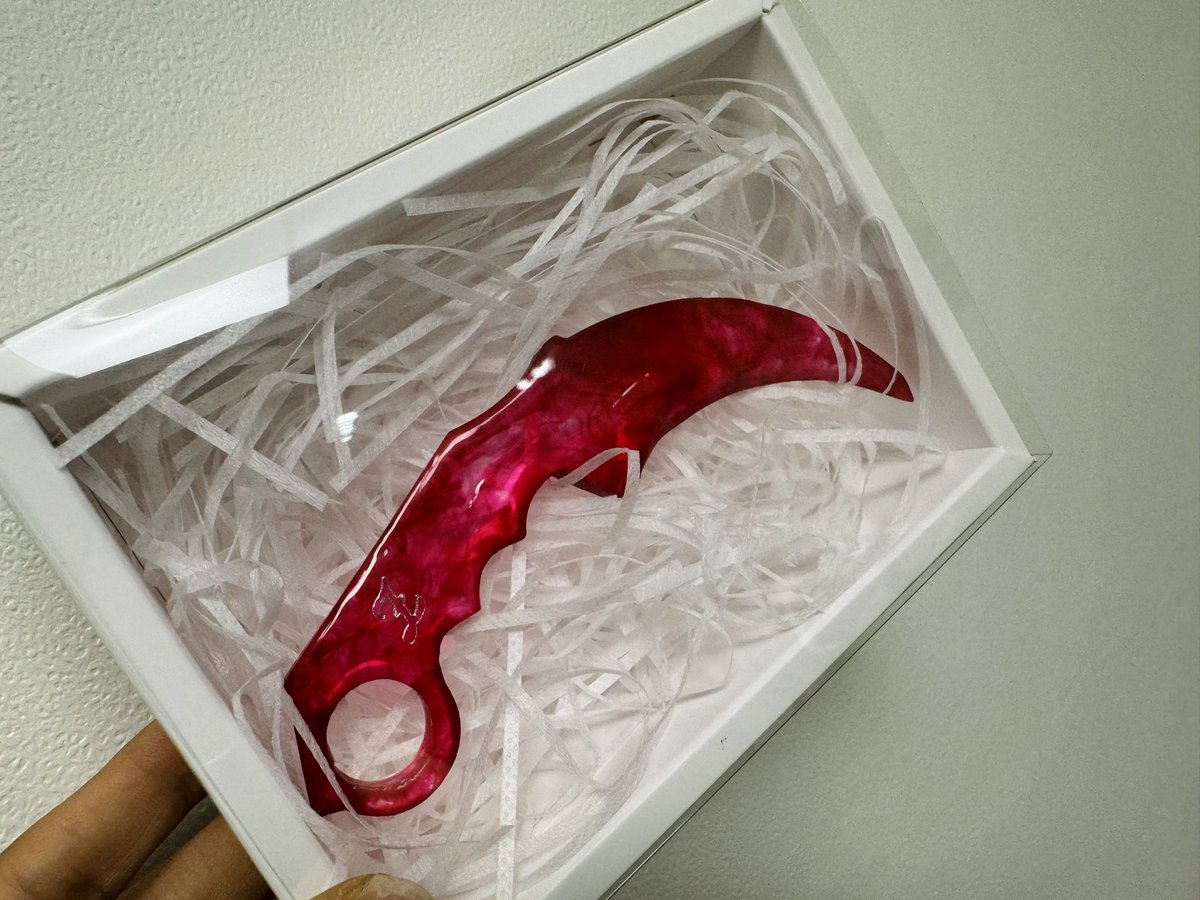 주문제작건 💕
레드 이니셜 L 캔들나이프❤️
이쁘게 사용 하세요 ❤️