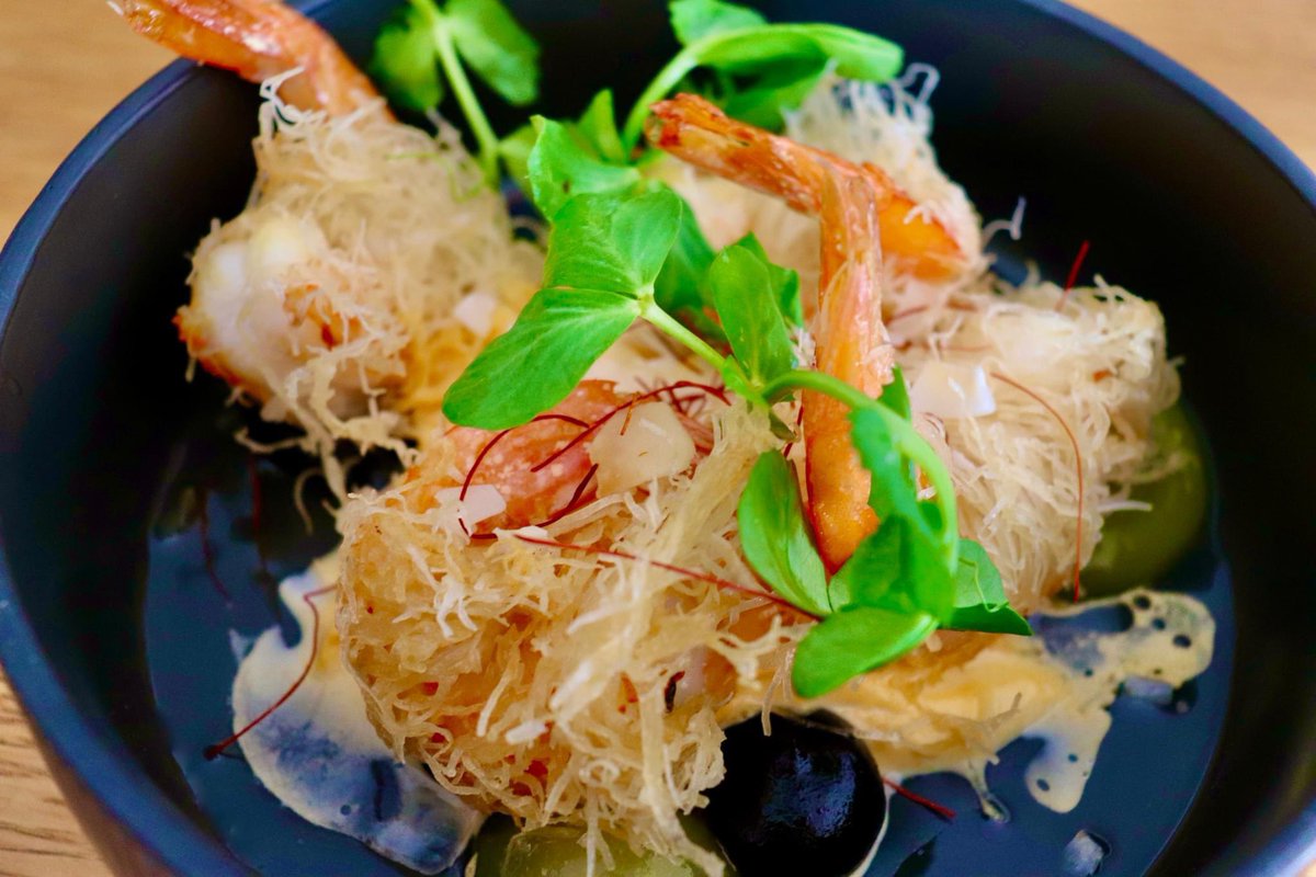 LaurasWorldza's tweet image. La Motte&apos;s Vin de Joie Rosé and Embarc&apos;s cracking combo&apos;s continue:

Kataifi Prawns, Tom Yum, Coconut, Soya.

instagram.com/p/C_2aLj9s4hq/…

🍤 

#LaurasWorld #Embarc #LaMotte #Franschhoek