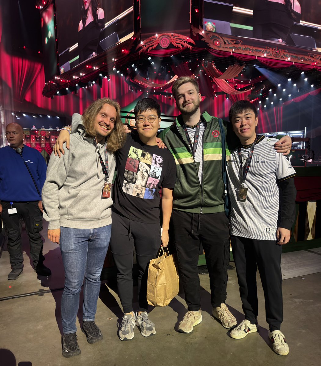The Liquid coaches have arrived