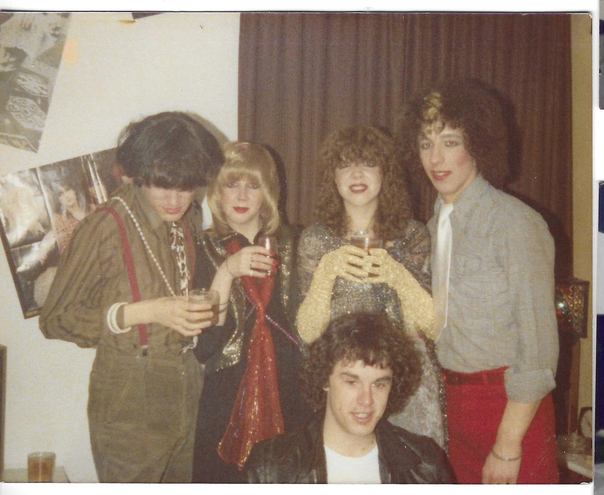 Thanks to Joe Smart for these photos from 1979 featuring a certain Steven Patrick Morrissey 😀