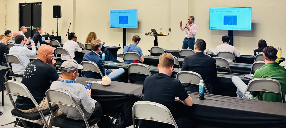 zencoderai's tweet image. 🚀 SaaStr Annual 2024 was a BLAST! 🚀
Zencoder made waves, showcasing how our AI-powered coding agents are transforming development. 

#SaaStr #Zencoderai #AI #DeveloperTools #AICodAagent #FutureOfCoding