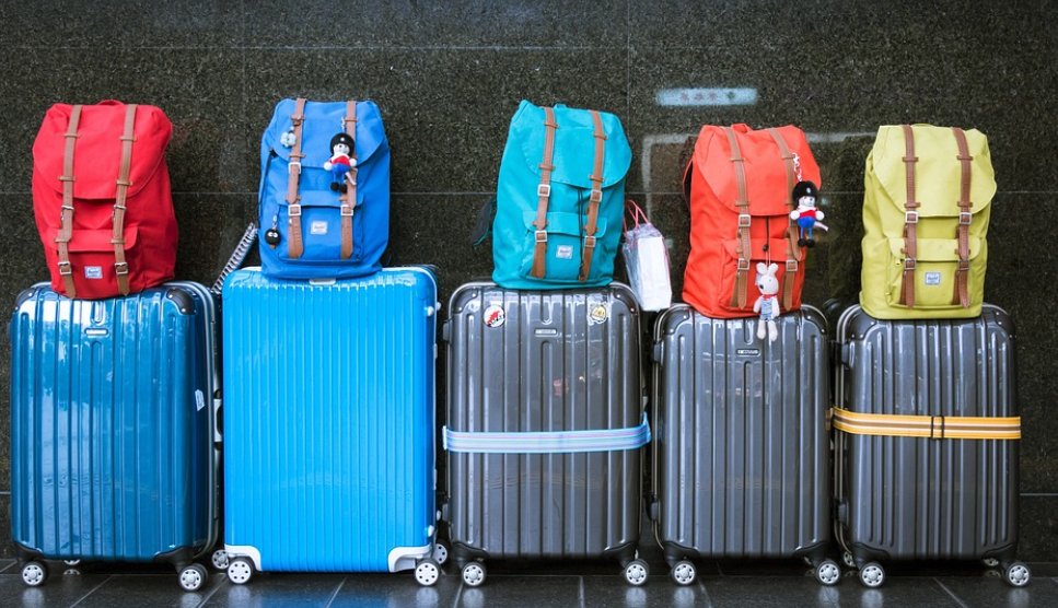 Check the weather forecast and get ready for IVA. 🧳🧳🧳 It's packing time!!! 🧳🧳🧳bbc.com/weather/2648579