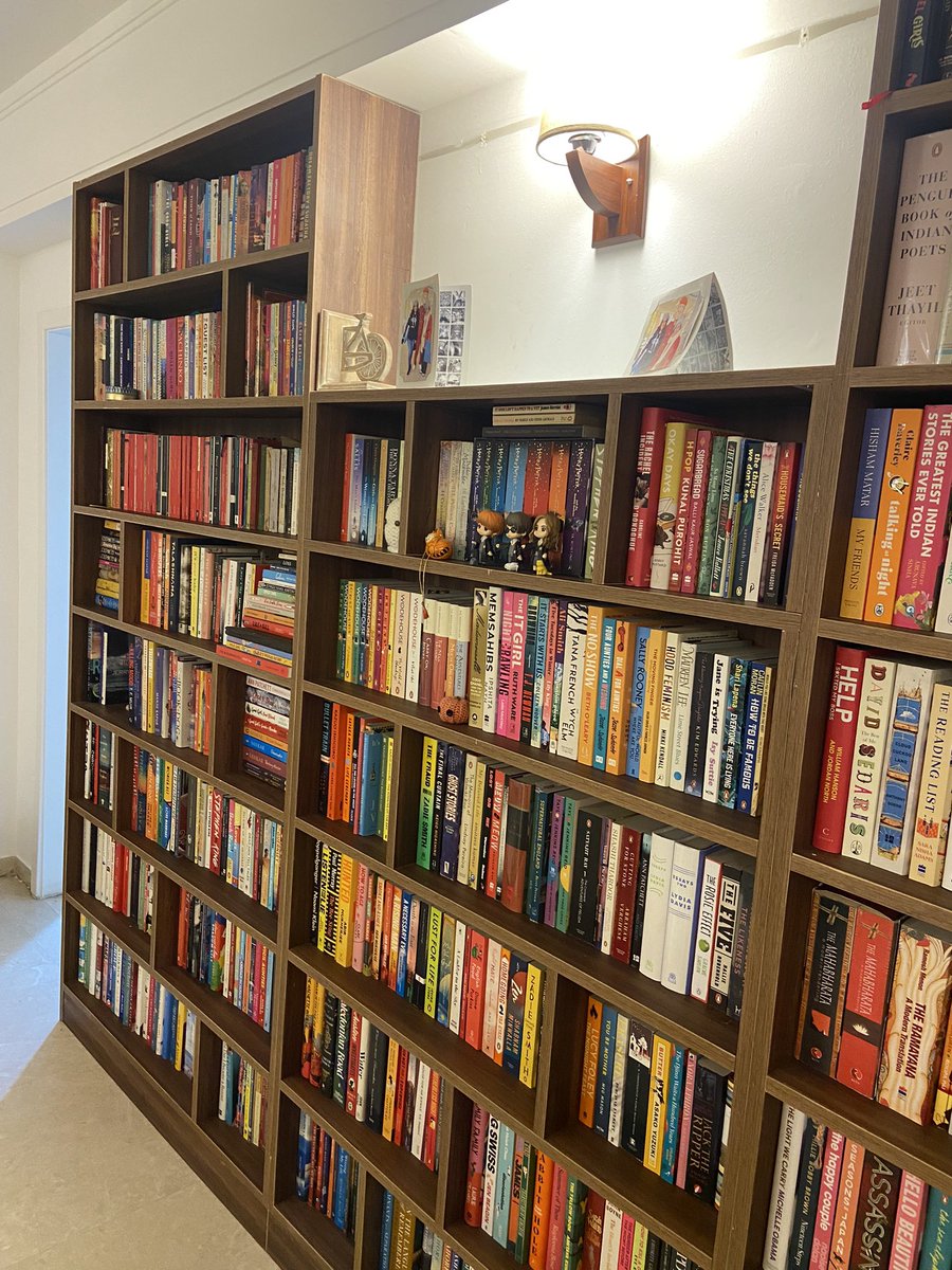 maryanntheresa's tweet image. After years of longing, this lovely, joyful thing has finally come together! The home library I’ve always wanted. An entire wall covered with books 🤓📚
#books #bookshelf #homelibrary #readersofinstagram #booknerd