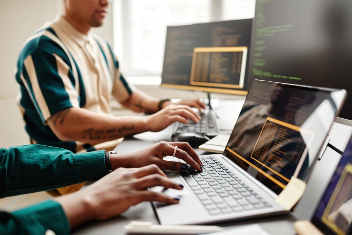 Java_Factory_'s tweet image. Transform your ideas into reality with JavaFactory. Partner with us to build innovative solutions that propel your business forward. 💡 Discover more: javafactory.io
#java #innovativesolutions #businessgrowth #hiring #hiredevelopers #coding #programming #javafactory