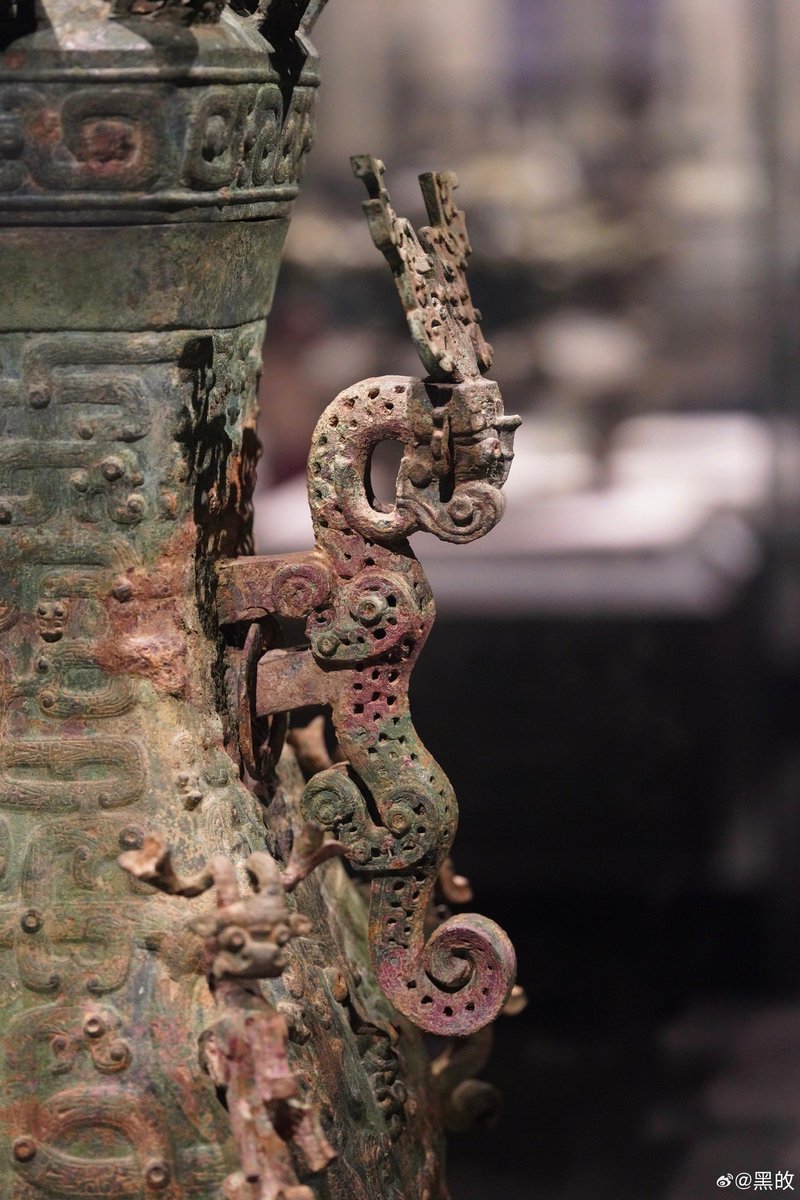 Cecelia_zhang0's tweet photo. The images of Loong(dragon) in the Spring and Autumn Period/Warring States Period (c.770 - 476 BC） https://t.co/esjGz2iCHm