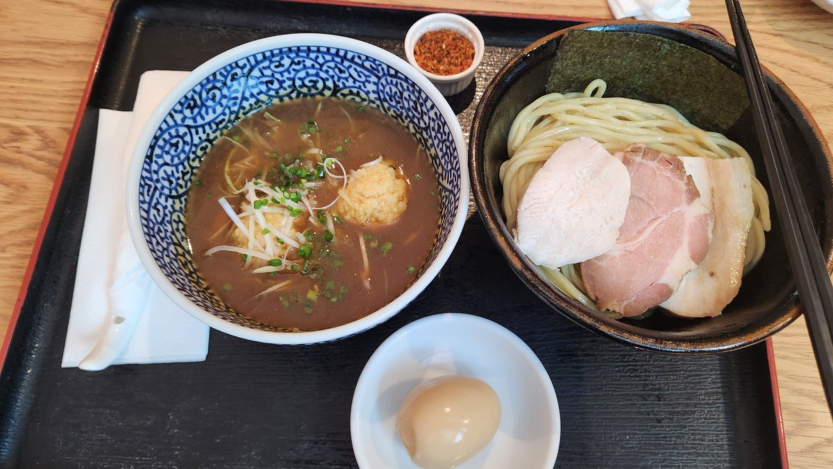MJBank's tweet photo. King of Tsukemen
#BitesBank #อร่อยศาสตร์
#Menyaitto
ย้ายร้าน แต่อร่อยเหมือนเดิม https://t.co/5Qm2rgE53l
