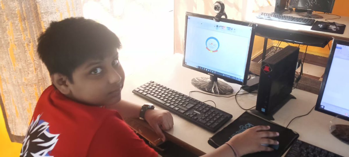 Shailendra_lfp's tweet image. 🎨 Friday = Funday at @learnfrompeer!
Instead of screens, we handed out brushes, and the students brought their imaginations to life. 🎨💡
Learning can be fun too! 😁

@malpani @NarayanchandraT @DNEWSPAPERGUY @apnipathshala_ 
#FunWithLearning #CreativeFriday #ApniPathshala